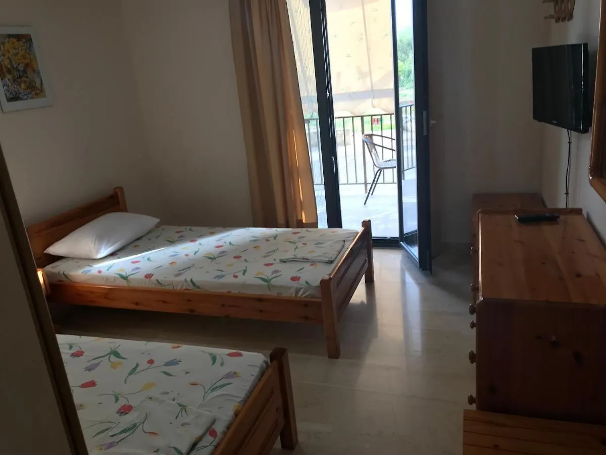 Menagias Apartments Argostoli