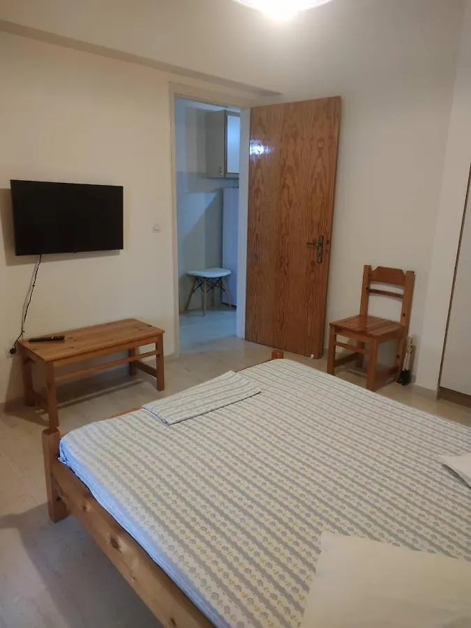 Menagias Apartments Argostoli   Argostoli (Kefalonia)